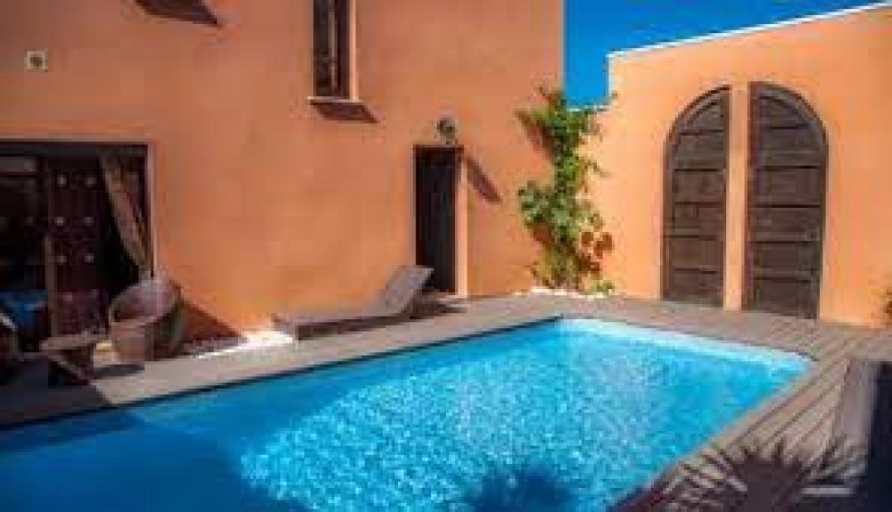 Photo de HOTEL RIAD 5