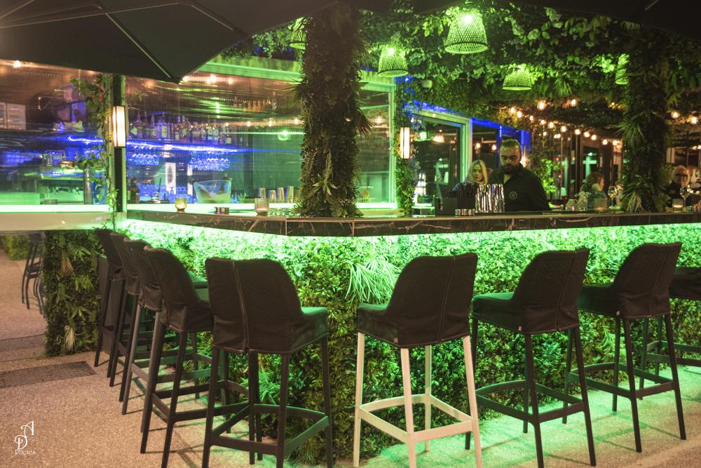 Photo de JARDIN S BAR