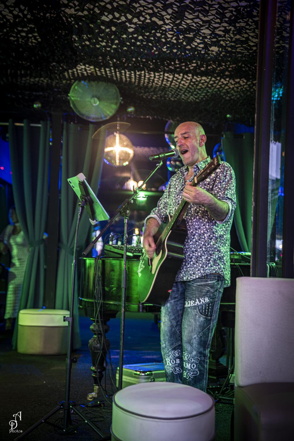 Photo de JARDIN S BAR