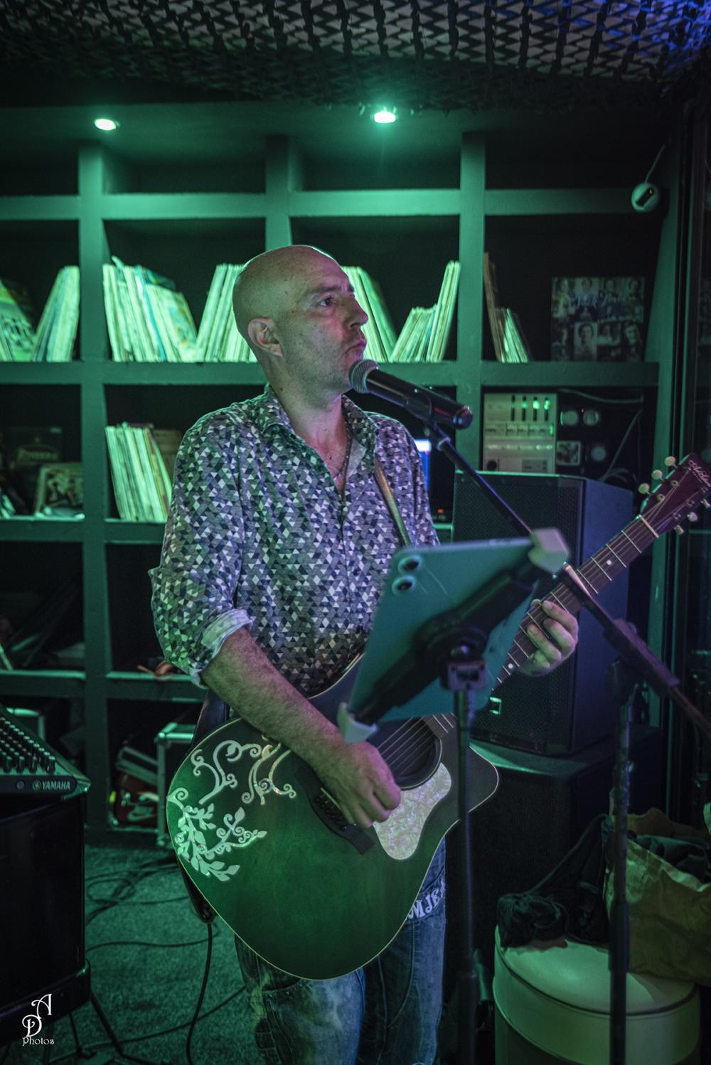 Photo de JARDIN S BAR