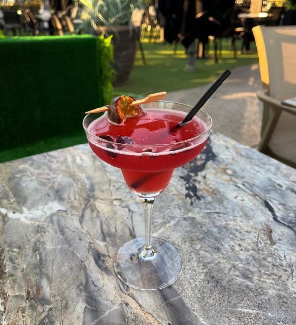 Photo de JARDIN S BAR