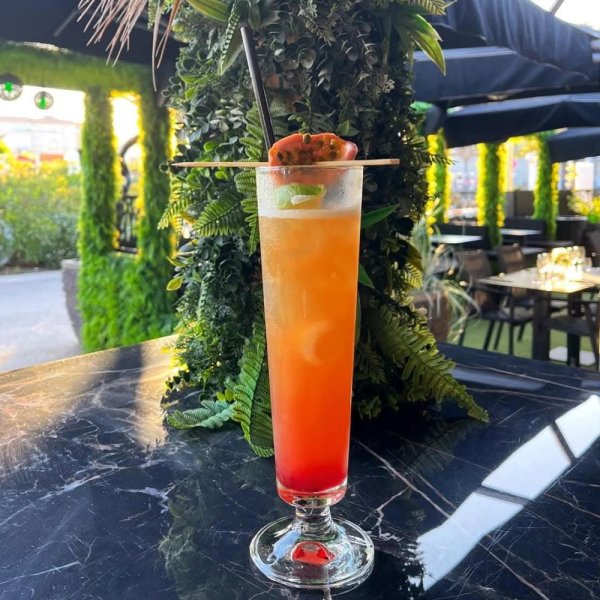 Photo de JARDIN S BAR