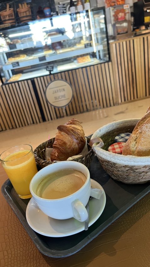 Photo de JARDIN SUCRÉ & JARDIN S PIZZA