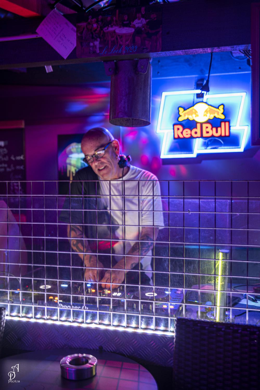 Photo de LE LOOK BAR LGBT