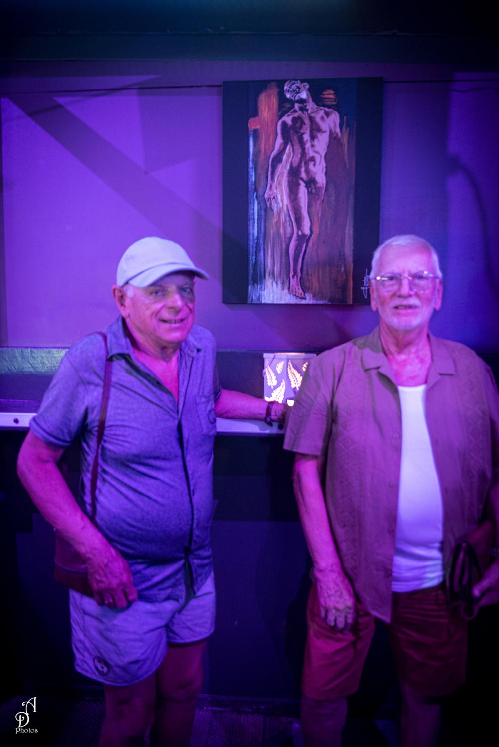 Photo de LE LOOK BAR LGBT