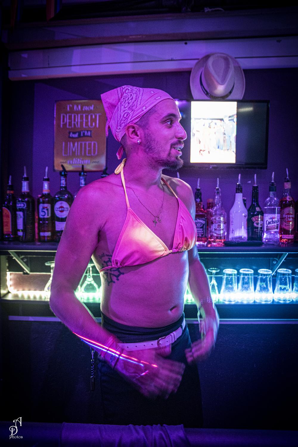 Photo de LE LOOK BAR LGBT