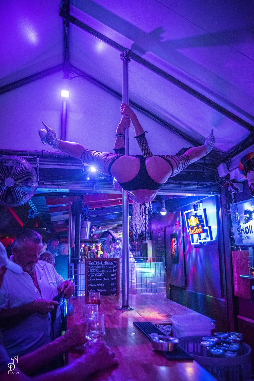 Photo de LE LOOK BAR LGBT