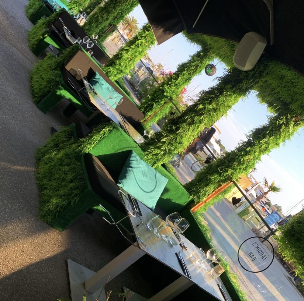 Photo de JARDIN S BAR